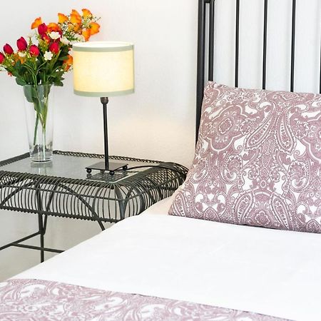 Hostal Trafalgar Barbate Esterno foto