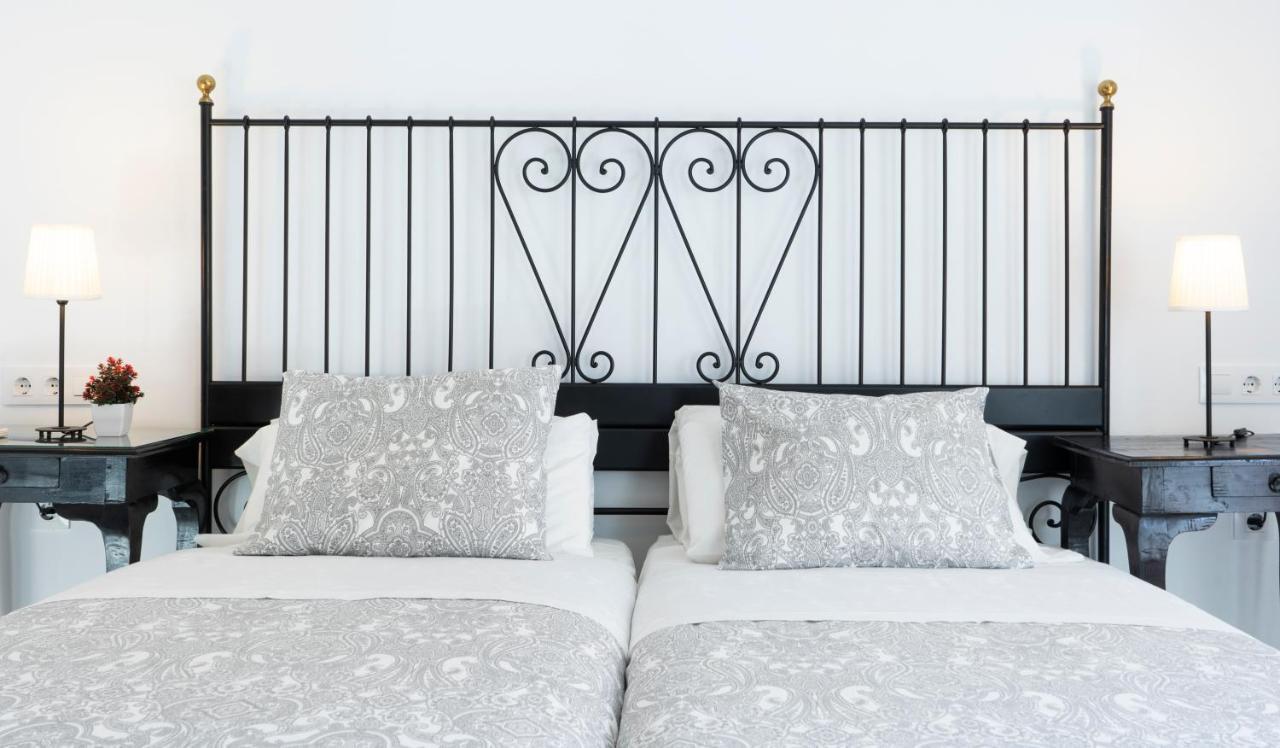 Hostal Trafalgar Barbate Esterno foto