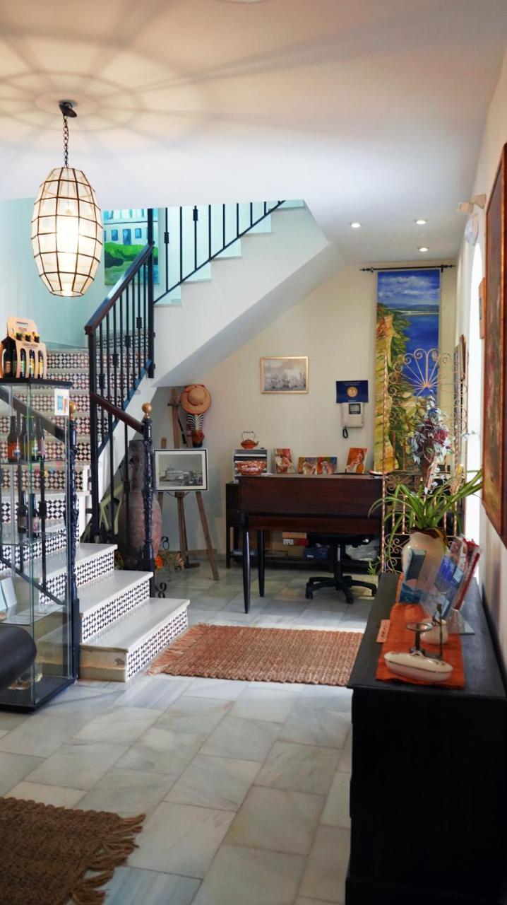 Hostal Trafalgar Barbate Esterno foto